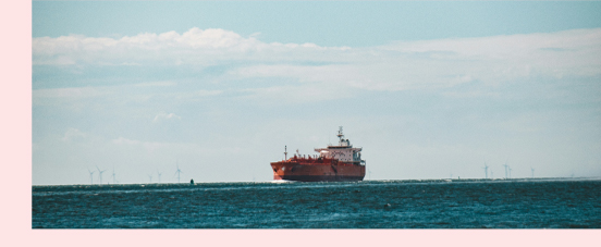 Petrolier_Tim Dennert-Unsplash