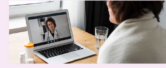MedecinControleTeleconsultation-Freepik